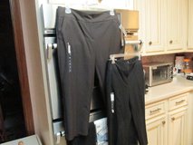 2 Pairs "Nicole Miller" Capri Pants - Size 12 - NWT in Houston, Texas